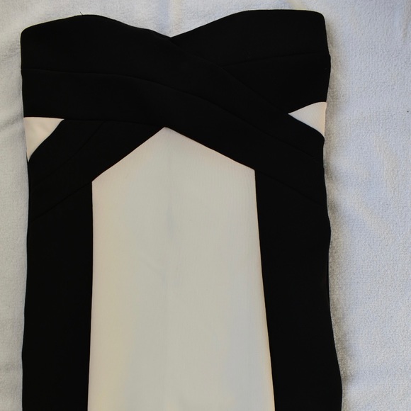 Mendocino dress - Picture 3 of 10